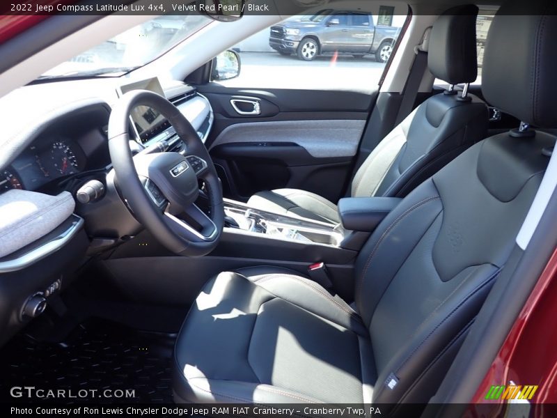 Velvet Red Pearl / Black 2022 Jeep Compass Latitude Lux 4x4