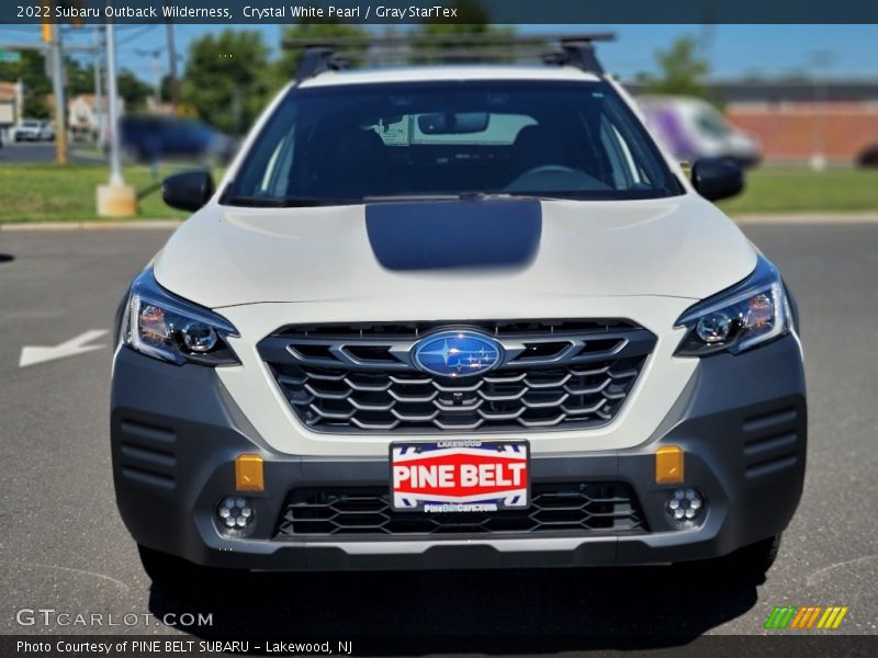 Crystal White Pearl / Gray StarTex 2022 Subaru Outback Wilderness
