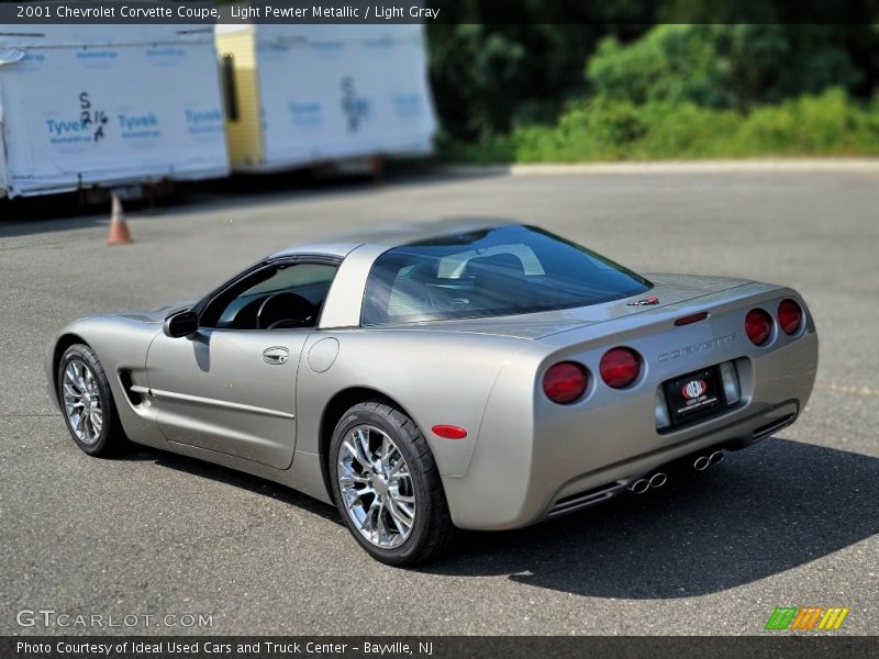 Light Pewter Metallic / Light Gray 2001 Chevrolet Corvette Coupe