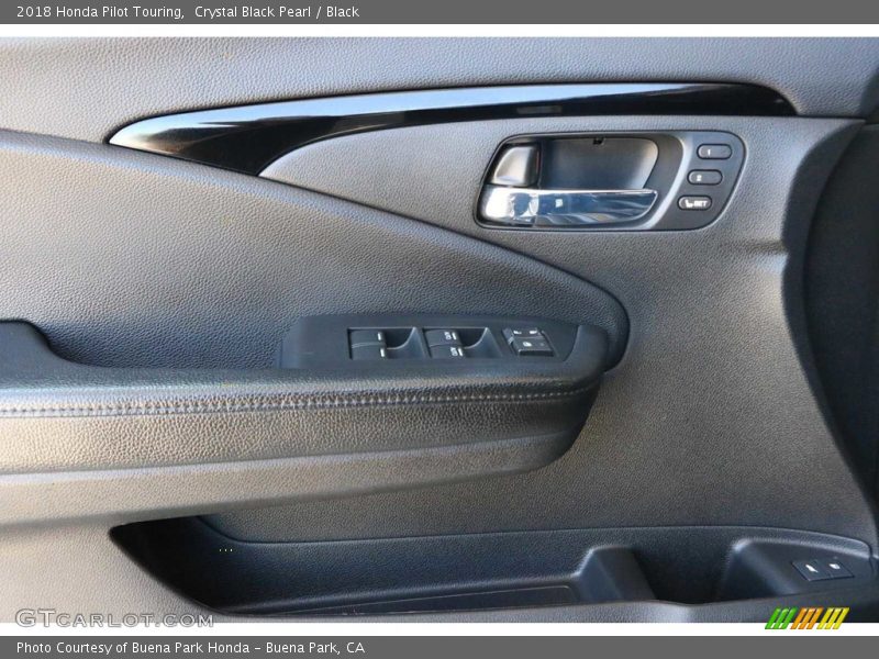 Door Panel of 2018 Pilot Touring