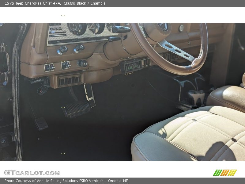 Front Seat of 1979 Cherokee Chief 4x4