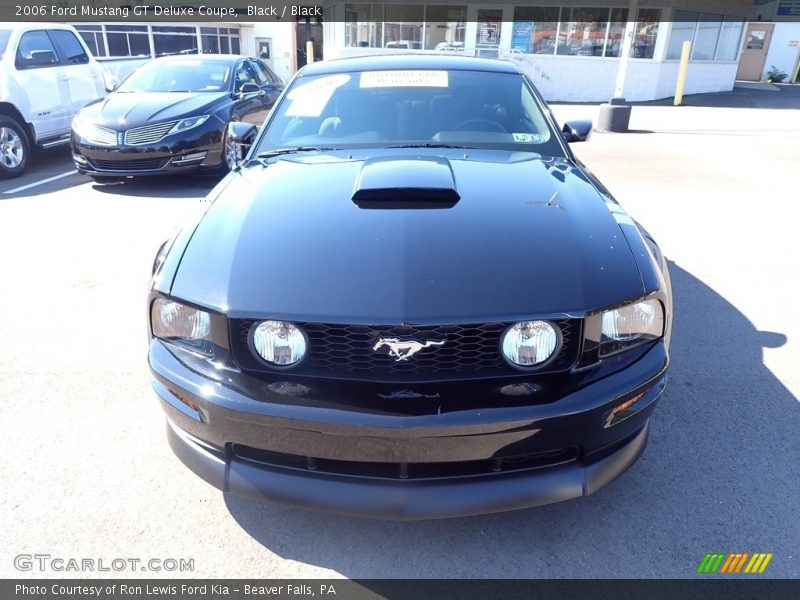 Black / Black 2006 Ford Mustang GT Deluxe Coupe