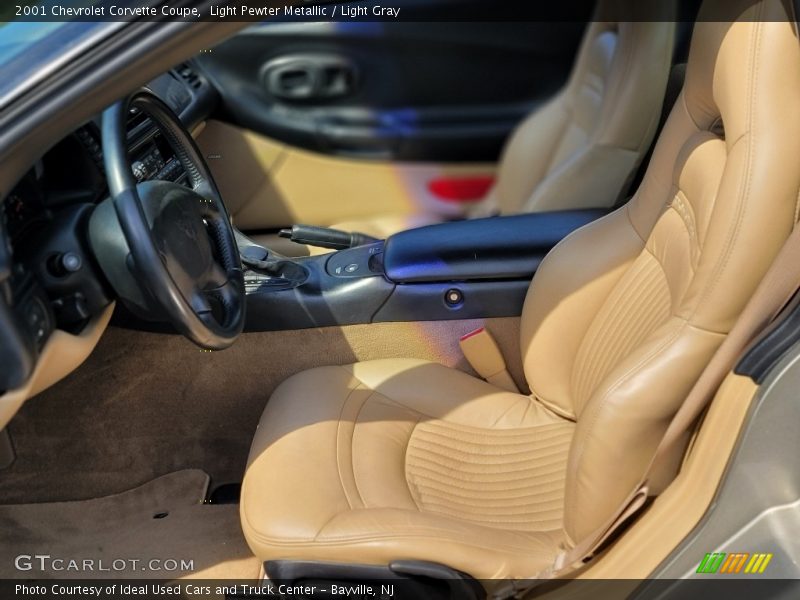 Light Pewter Metallic / Light Gray 2001 Chevrolet Corvette Coupe