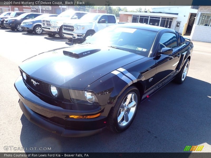 Black / Black 2006 Ford Mustang GT Deluxe Coupe