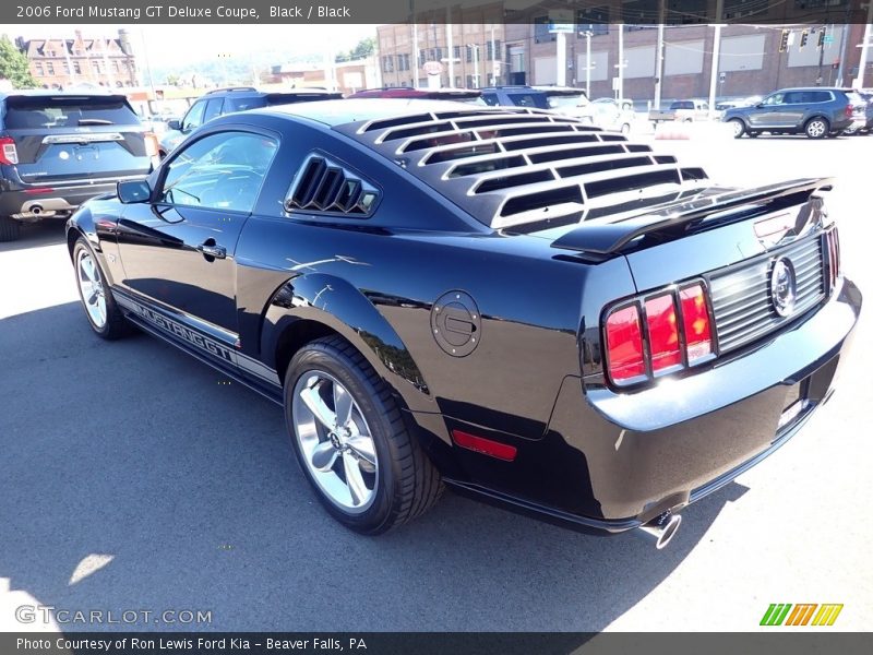 Black / Black 2006 Ford Mustang GT Deluxe Coupe