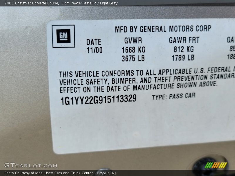 Light Pewter Metallic / Light Gray 2001 Chevrolet Corvette Coupe