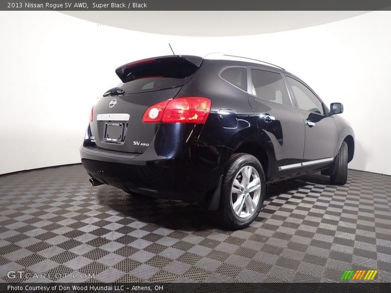 Super Black / Black 2013 Nissan Rogue SV AWD