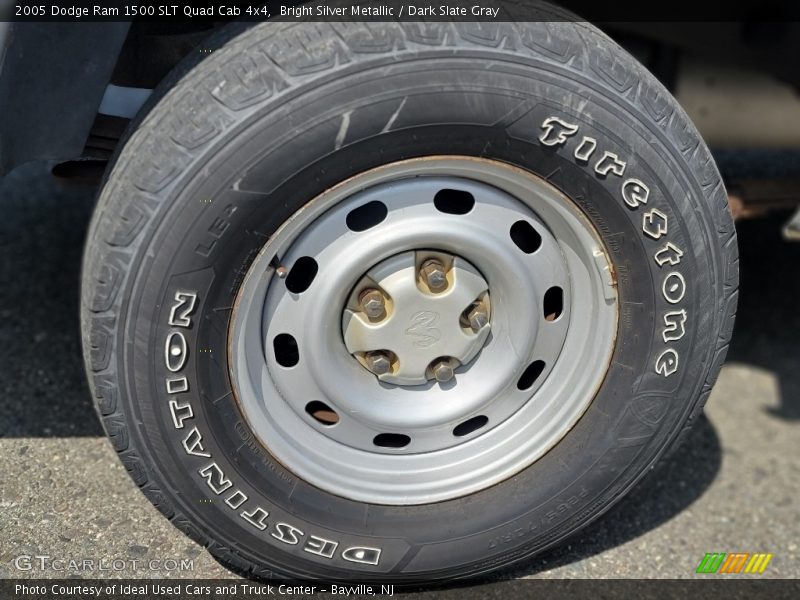 Bright Silver Metallic / Dark Slate Gray 2005 Dodge Ram 1500 SLT Quad Cab 4x4