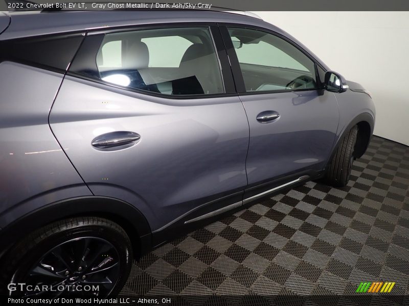 Gray Ghost Metallic / Dark Ash/Sky Gray 2022 Chevrolet Bolt EV LT
