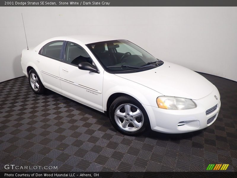 Stone White / Dark Slate Gray 2001 Dodge Stratus SE Sedan