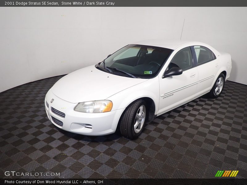 Stone White / Dark Slate Gray 2001 Dodge Stratus SE Sedan