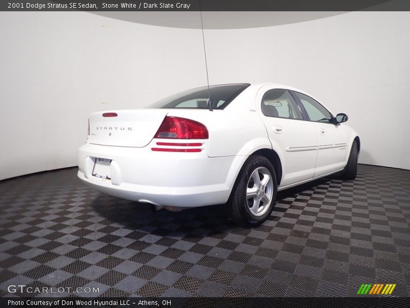 Stone White / Dark Slate Gray 2001 Dodge Stratus SE Sedan