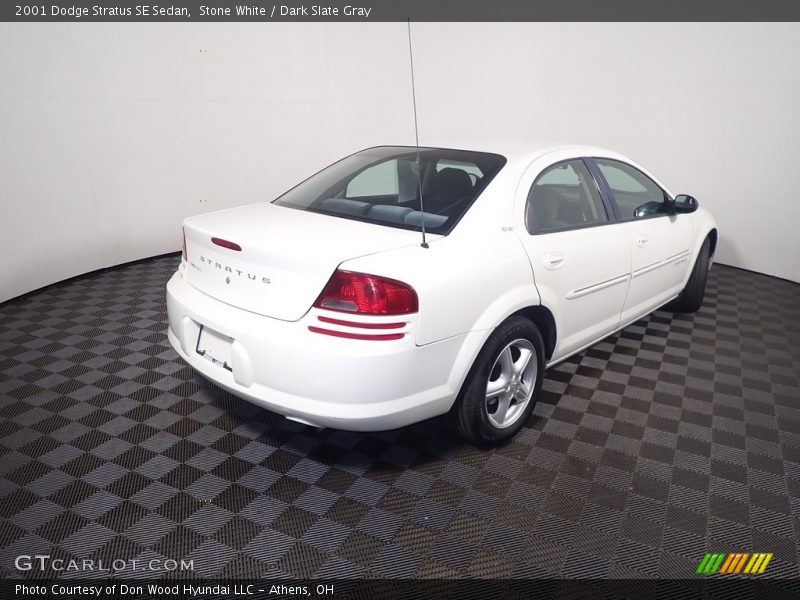 Stone White / Dark Slate Gray 2001 Dodge Stratus SE Sedan
