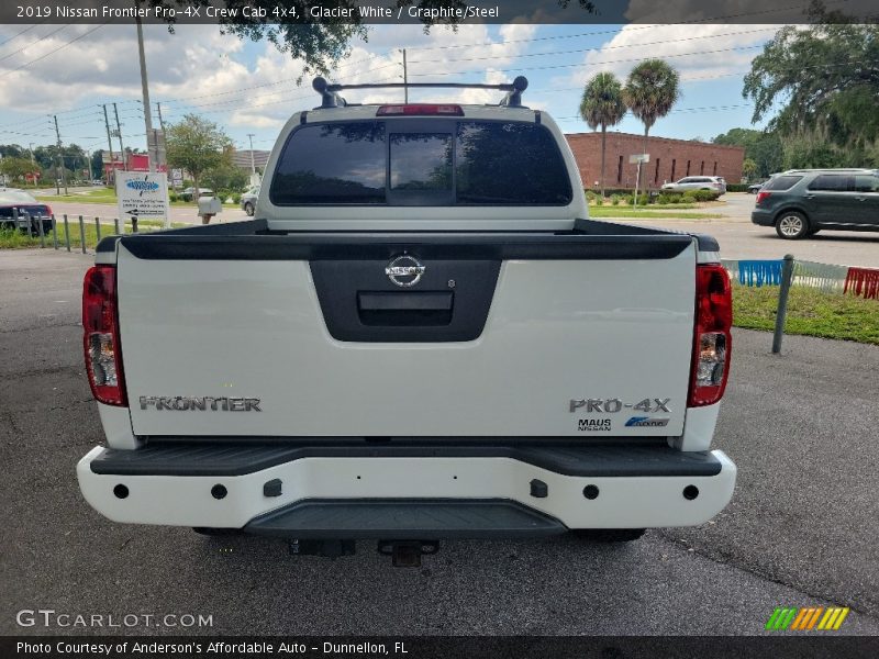  2019 Frontier Pro-4X Crew Cab 4x4 Logo