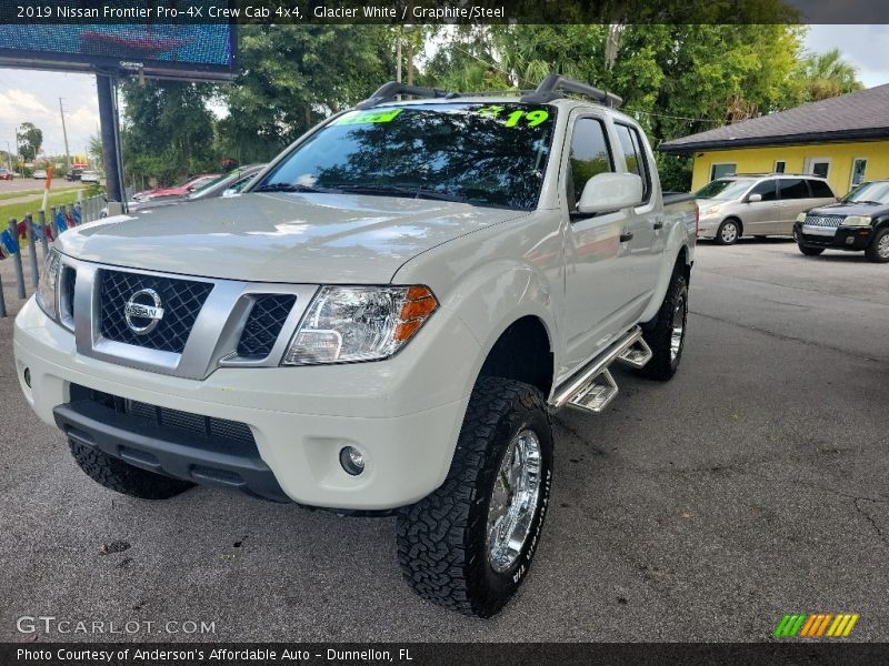 Glacier White / Graphite/Steel 2019 Nissan Frontier Pro-4X Crew Cab 4x4