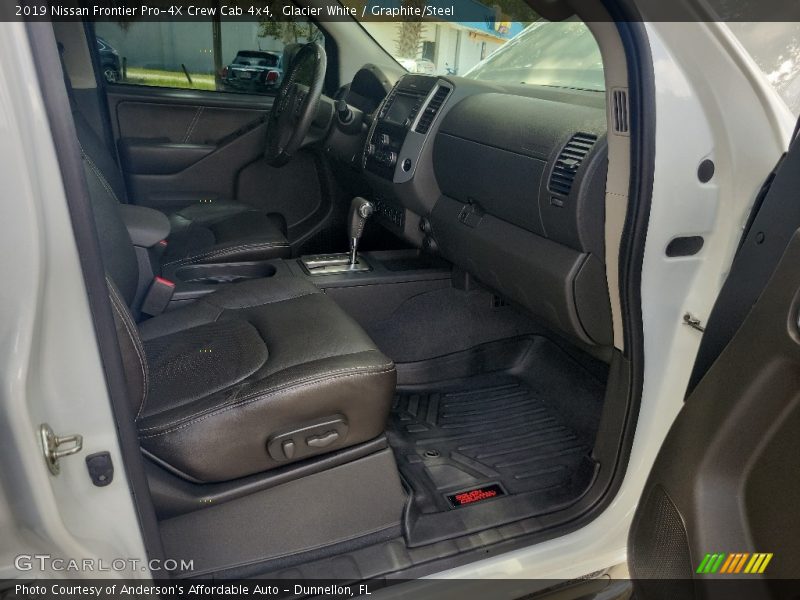  2019 Frontier Pro-4X Crew Cab 4x4 Graphite/Steel Interior