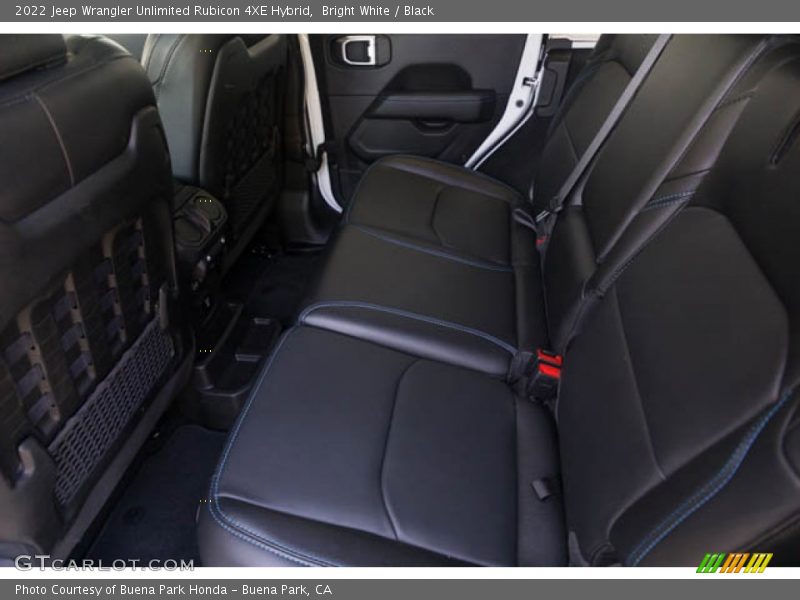 Bright White / Black 2022 Jeep Wrangler Unlimited Rubicon 4XE Hybrid