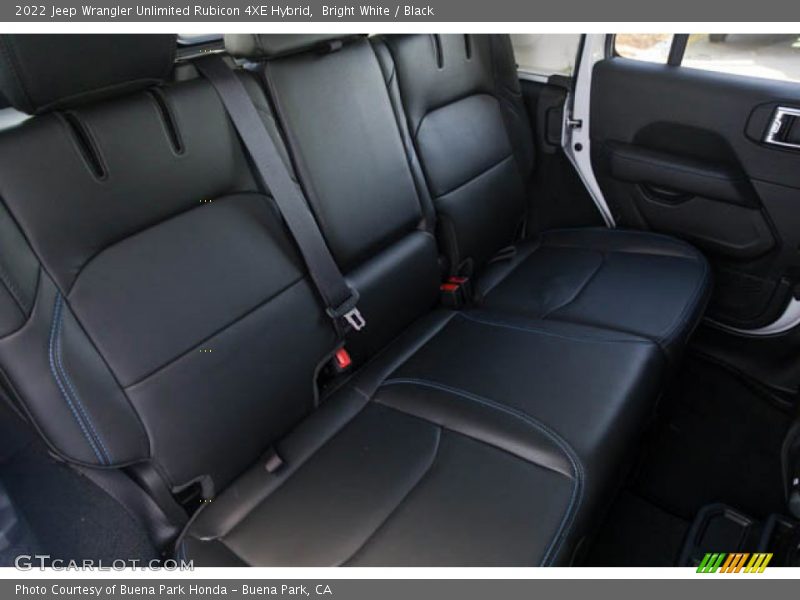Bright White / Black 2022 Jeep Wrangler Unlimited Rubicon 4XE Hybrid