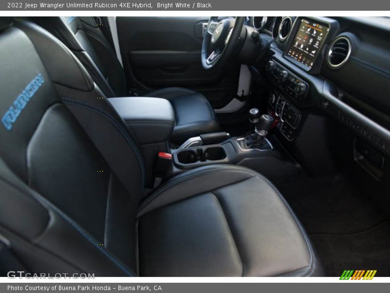 Bright White / Black 2022 Jeep Wrangler Unlimited Rubicon 4XE Hybrid