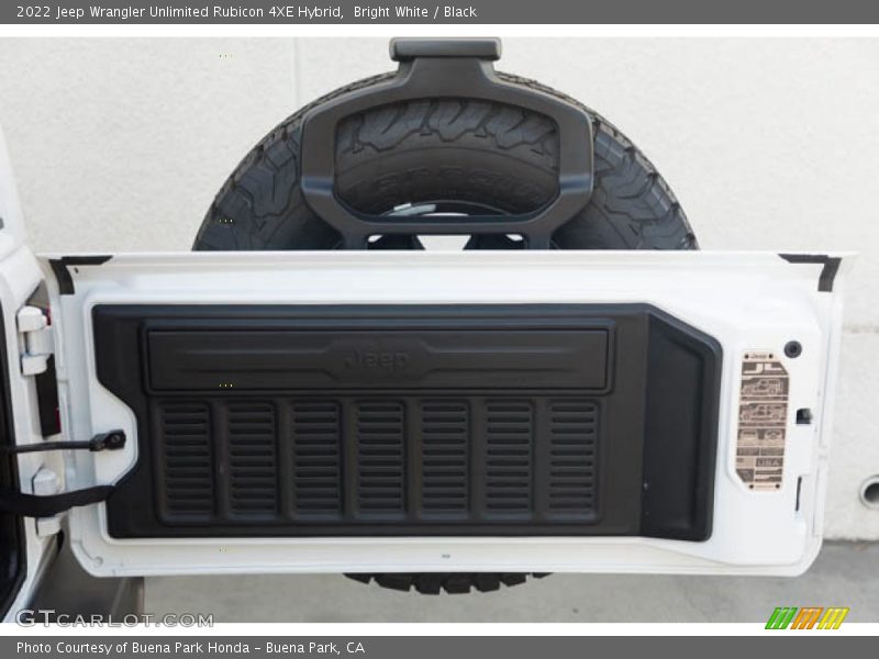 Bright White / Black 2022 Jeep Wrangler Unlimited Rubicon 4XE Hybrid