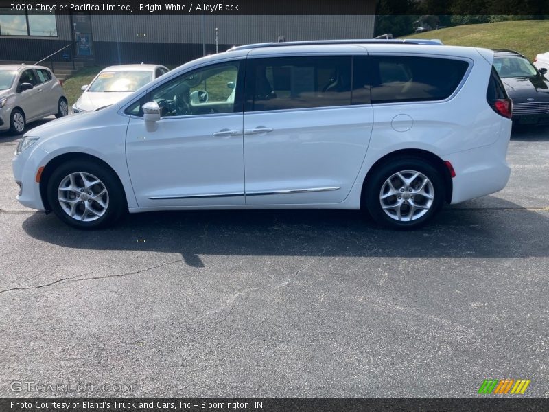 Bright White / Alloy/Black 2020 Chrysler Pacifica Limited