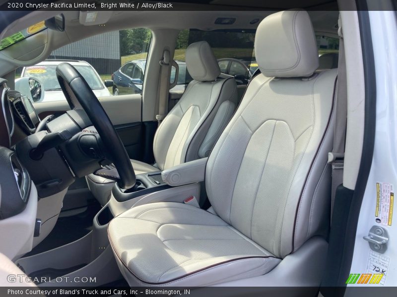 Bright White / Alloy/Black 2020 Chrysler Pacifica Limited