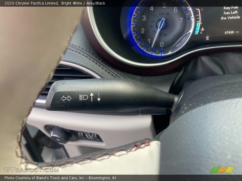Bright White / Alloy/Black 2020 Chrysler Pacifica Limited