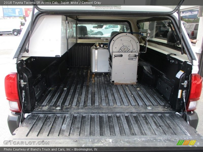 Super White / Cement Gray 2018 Toyota Tacoma SR Access Cab