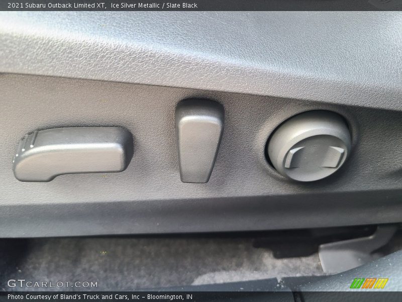 Ice Silver Metallic / Slate Black 2021 Subaru Outback Limited XT