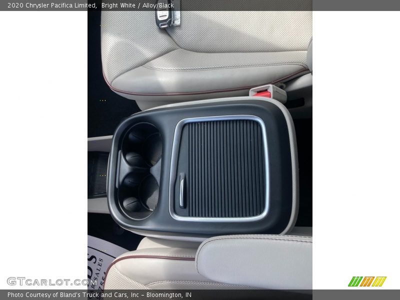 Bright White / Alloy/Black 2020 Chrysler Pacifica Limited