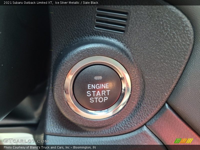 Ice Silver Metallic / Slate Black 2021 Subaru Outback Limited XT