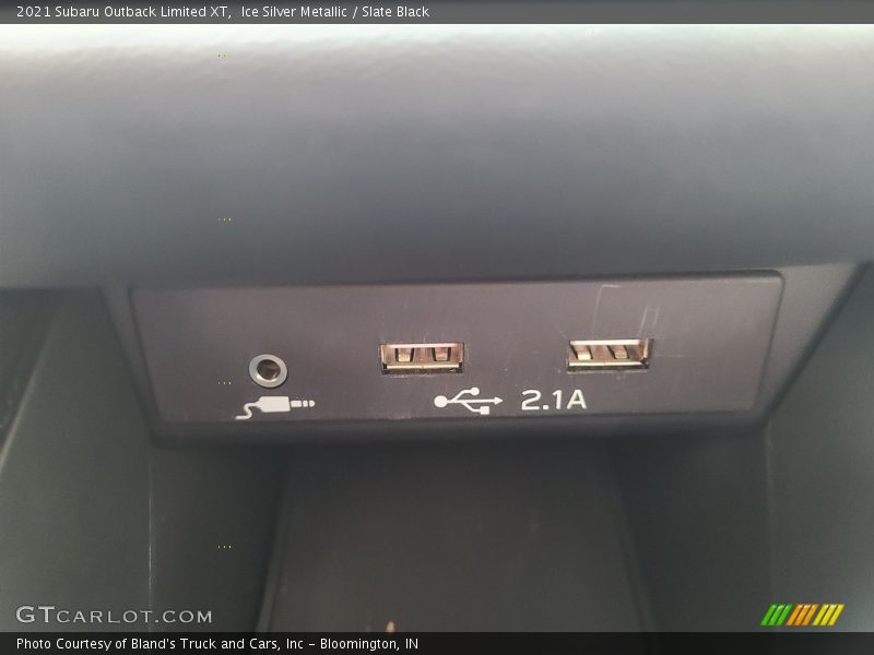 Ice Silver Metallic / Slate Black 2021 Subaru Outback Limited XT
