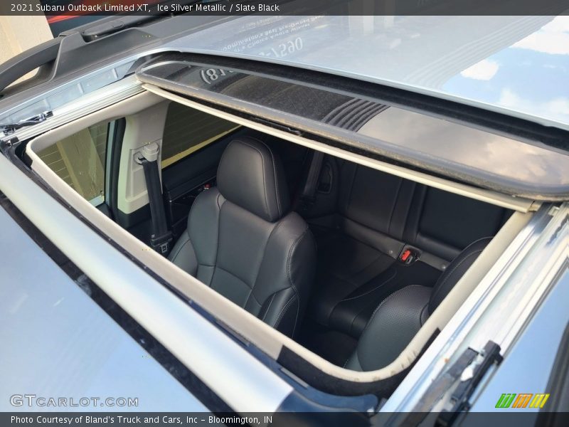 Ice Silver Metallic / Slate Black 2021 Subaru Outback Limited XT