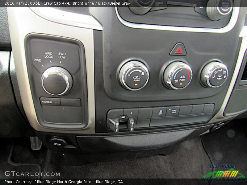 Controls of 2016 2500 SLT Crew Cab 4x4