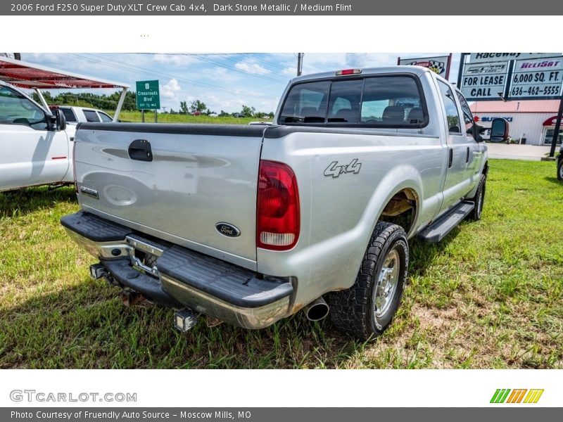 Dark Stone Metallic / Medium Flint 2006 Ford F250 Super Duty XLT Crew Cab 4x4