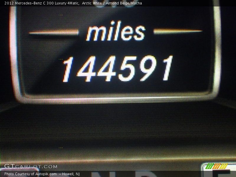 Arctic White / Almond Beige/Mocha 2012 Mercedes-Benz C 300 Luxury 4Matic