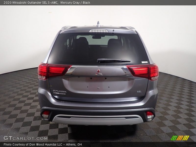 Mercury Gray / Black 2020 Mitsubishi Outlander SEL S-AWC