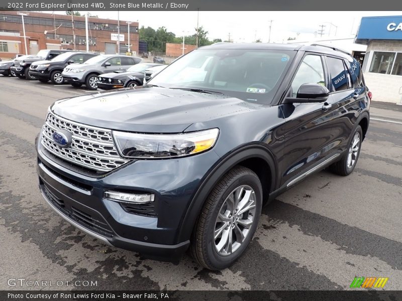 Front 3/4 View of 2022 Explorer Limited 4WD