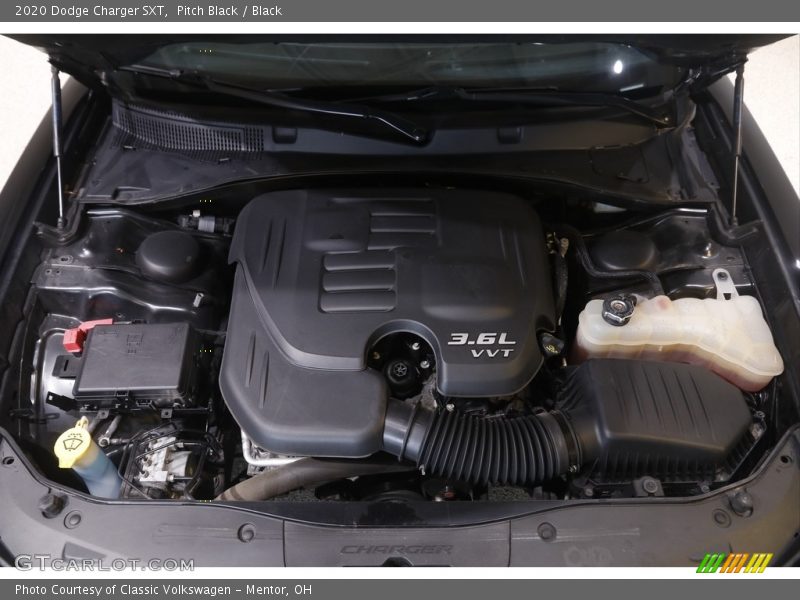 Pitch Black / Black 2020 Dodge Charger SXT