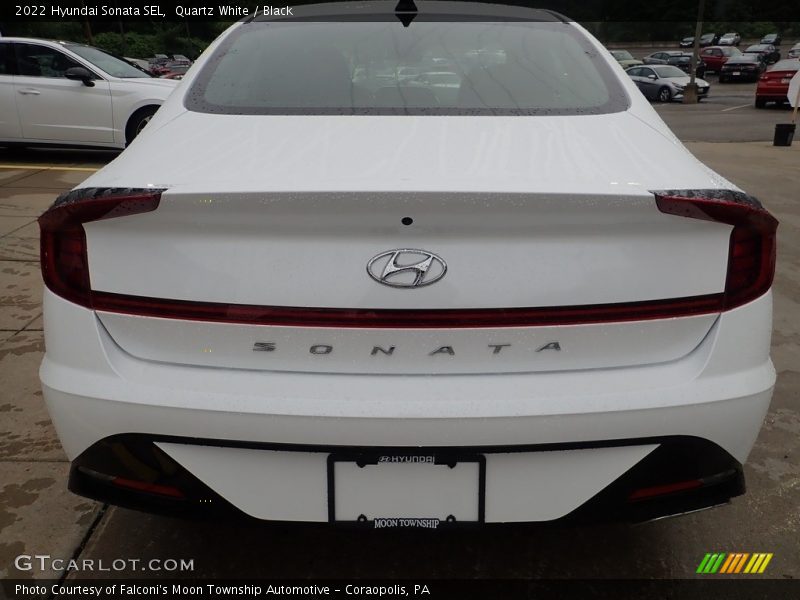 Quartz White / Black 2022 Hyundai Sonata SEL