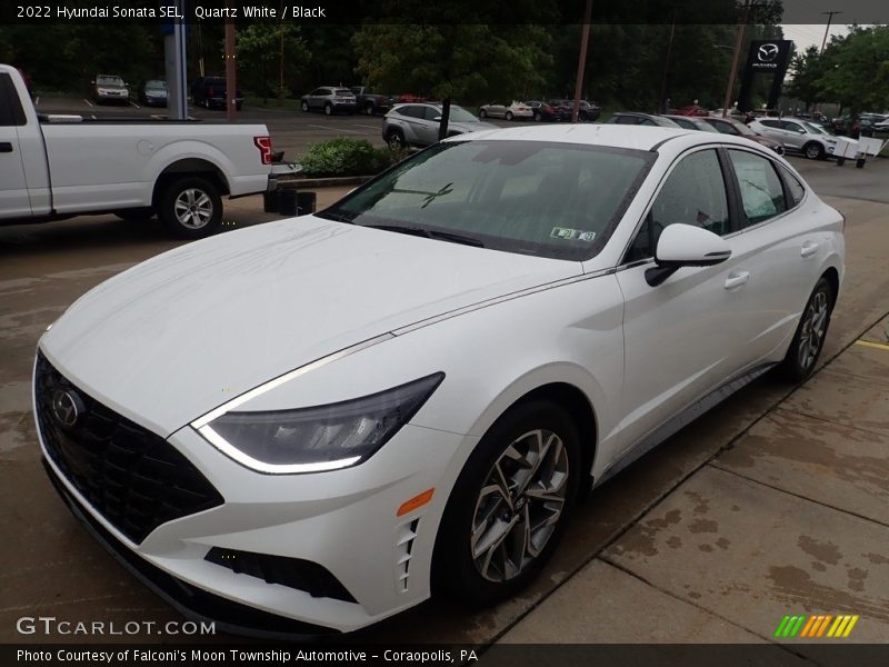 Front 3/4 View of 2022 Sonata SEL