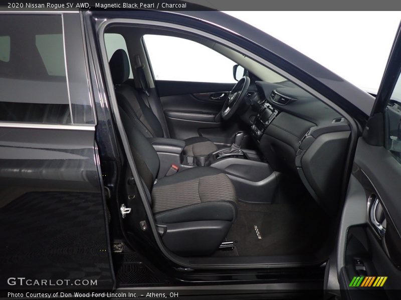 Magnetic Black Pearl / Charcoal 2020 Nissan Rogue SV AWD