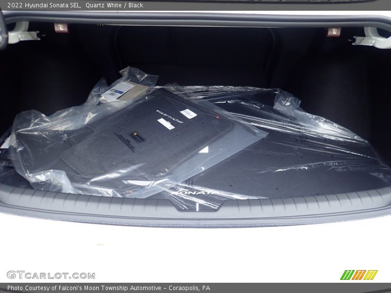 Quartz White / Black 2022 Hyundai Sonata SEL