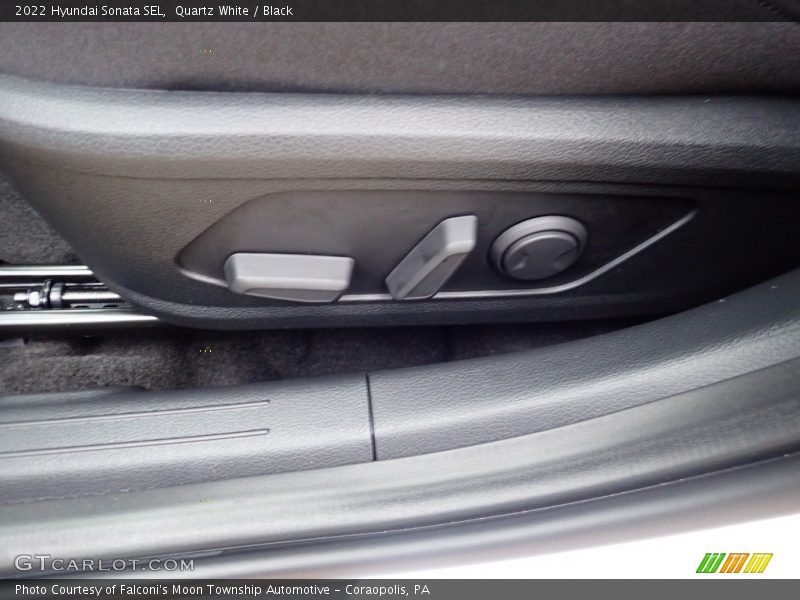 Quartz White / Black 2022 Hyundai Sonata SEL
