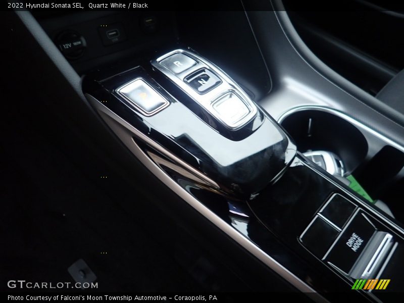 Quartz White / Black 2022 Hyundai Sonata SEL