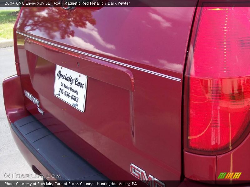 Magnetic Red Metallic / Dark Pewter 2004 GMC Envoy XUV SLT 4x4