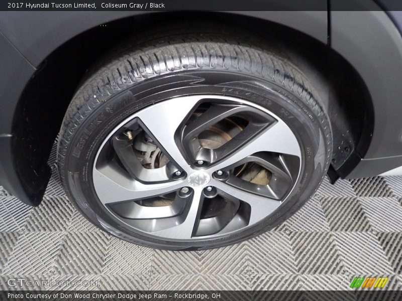 Coliseum Gray / Black 2017 Hyundai Tucson Limited