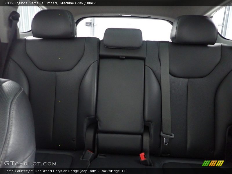 Machine Gray / Black 2019 Hyundai Santa Fe Limited