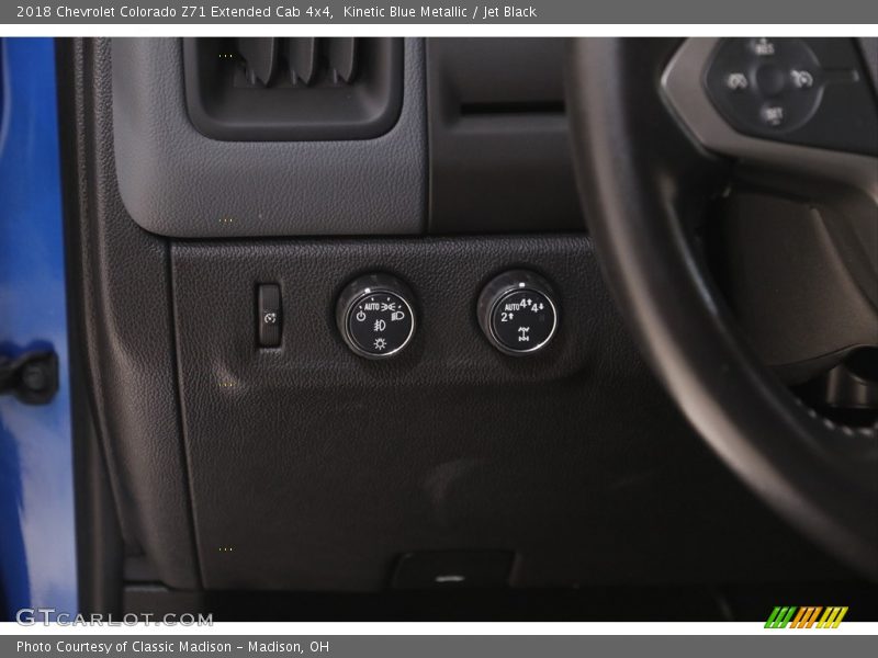 Kinetic Blue Metallic / Jet Black 2018 Chevrolet Colorado Z71 Extended Cab 4x4