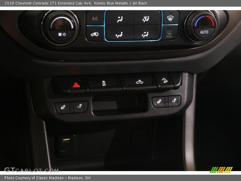 Kinetic Blue Metallic / Jet Black 2018 Chevrolet Colorado Z71 Extended Cab 4x4